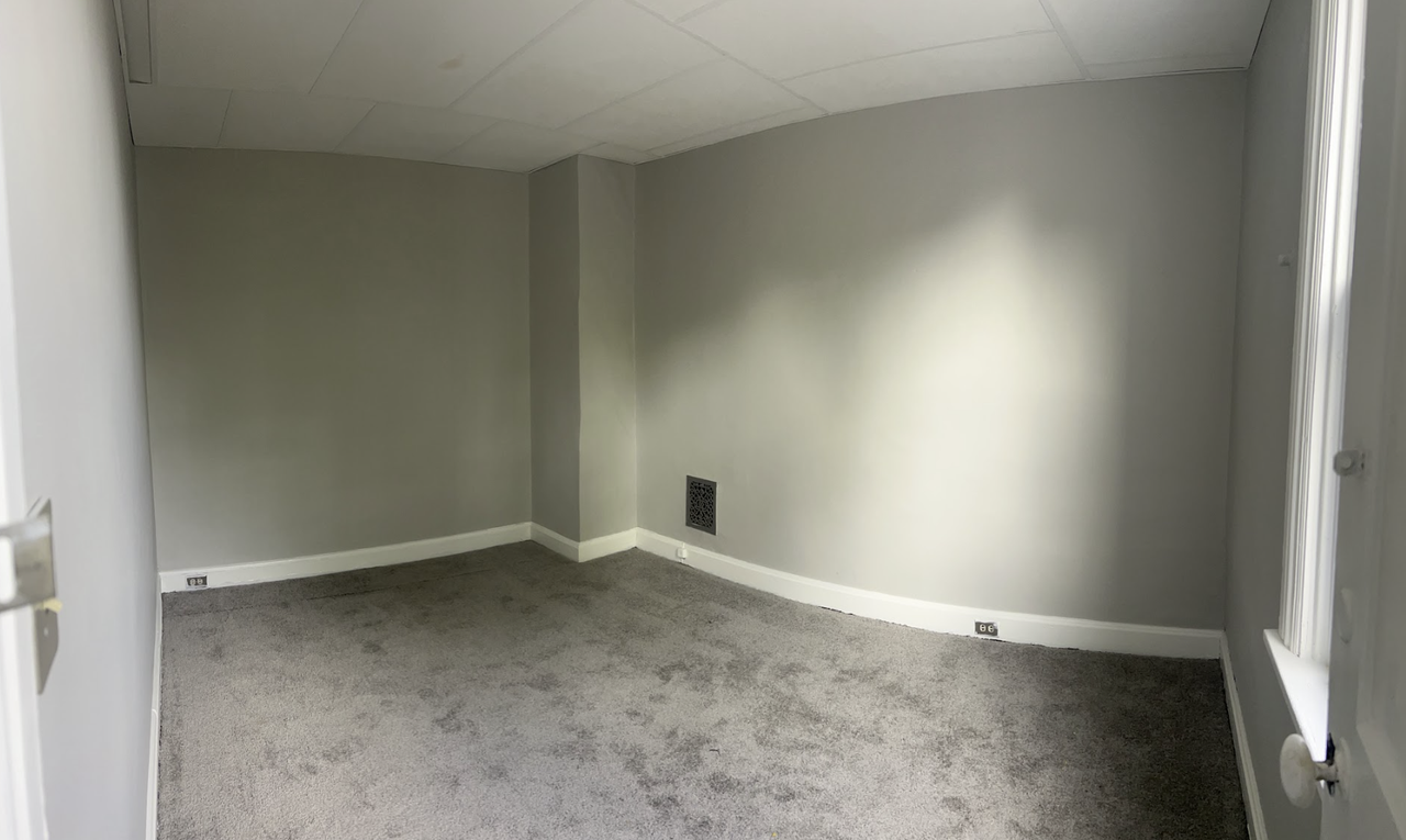 1207 Walnut St #2 - Photo 4 of 4