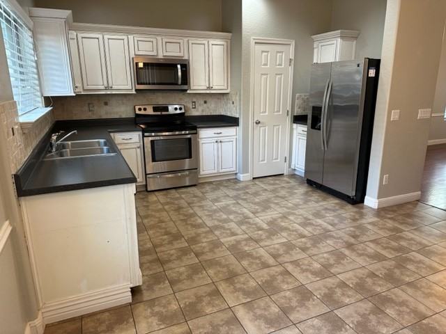 1206 E Boston St - Photo 6 of 28