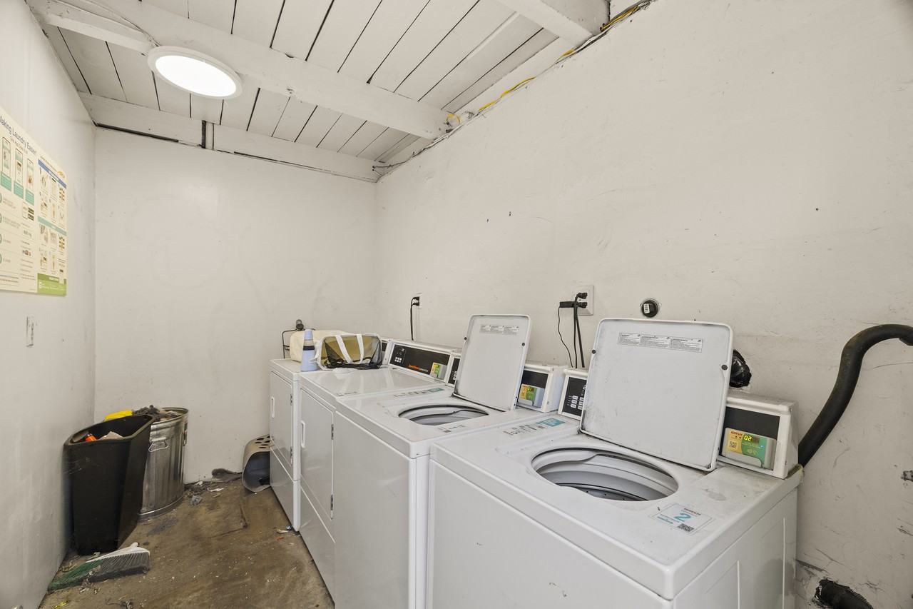 946 Cherry St #16 - Photo 7 of 20