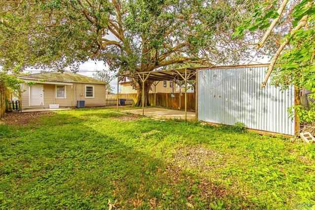 601 Poplar St - Photo 7 of 8