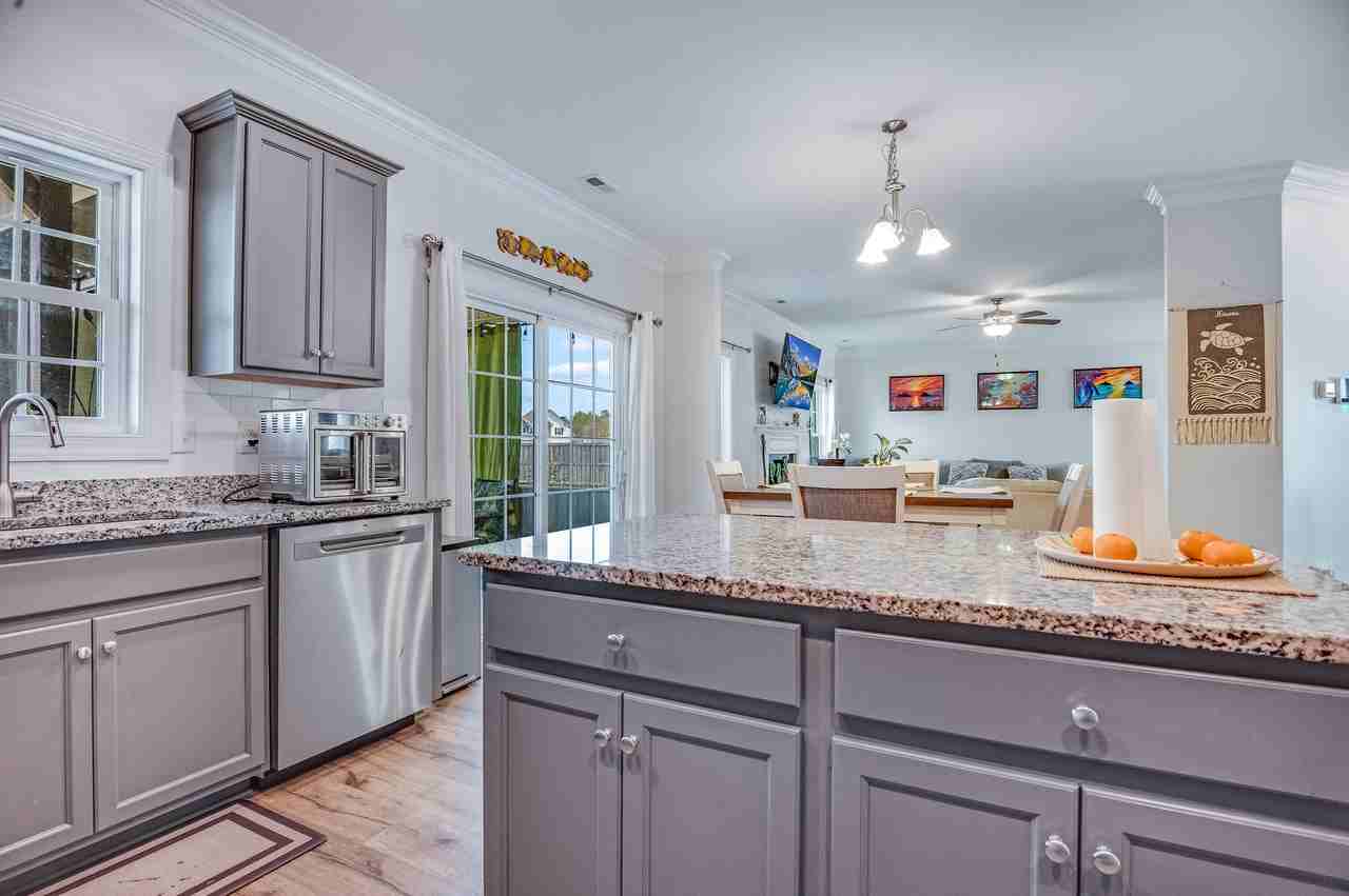 110 Evergreen Forest Dr - Photo 5 of 45