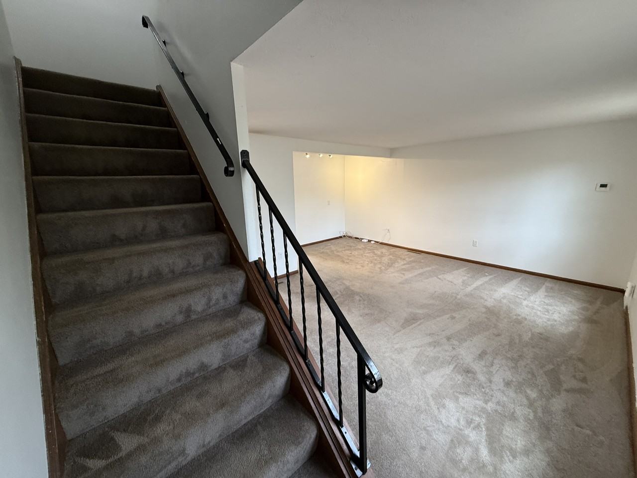 108 Roberts Dr - Photo 6 of 21