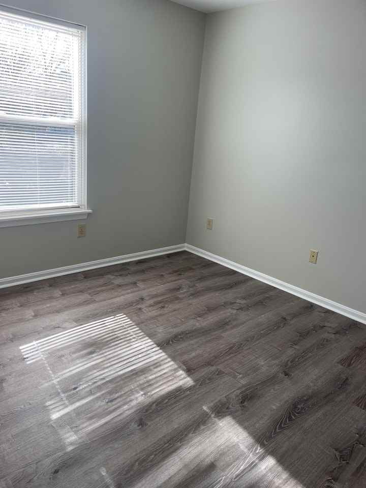 255 Canal Park Dr #1 - Photo 2 of 8