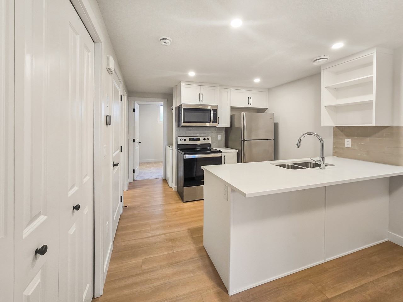 102 Silverton Glen Gate SW, Calgary - Photo 6 of 15