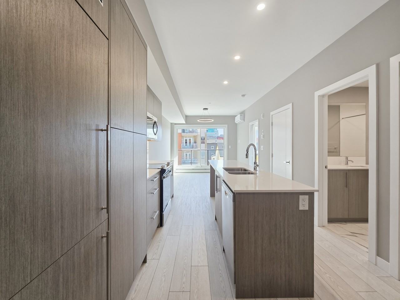 310 15 Avenue SW (The Broward) - Photo 4 of 39