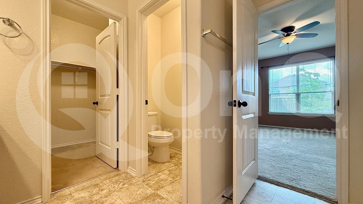 7945 Bassano Dr - Photo 6 of 21