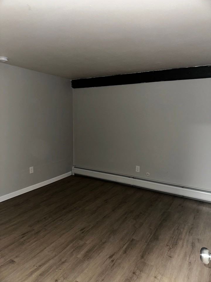 54 Old Concord Tpke #10 - Photo 6 of 12