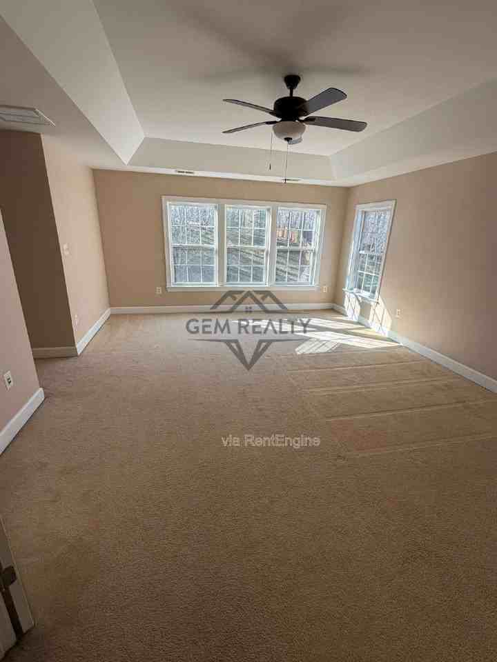 3675 Expedition Dr - Photo 7 of 50