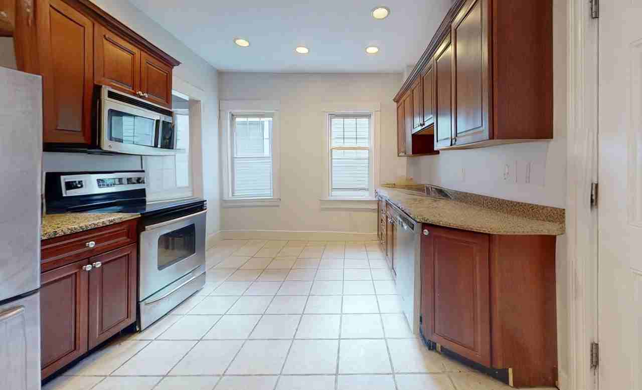 34 Saranac St. - Photo 2 of 18