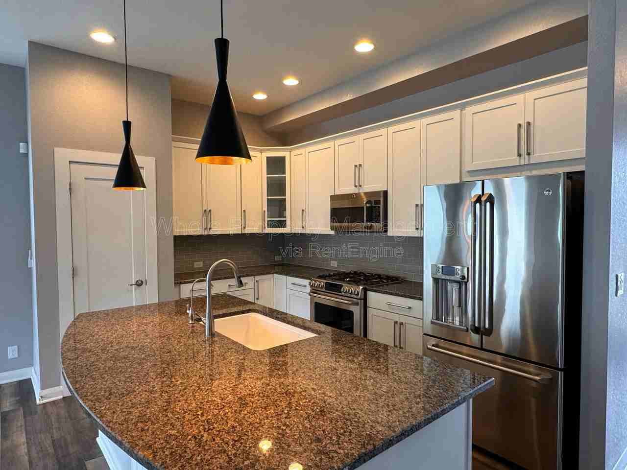 6771 Larsh Dr - Photo 5 of 50