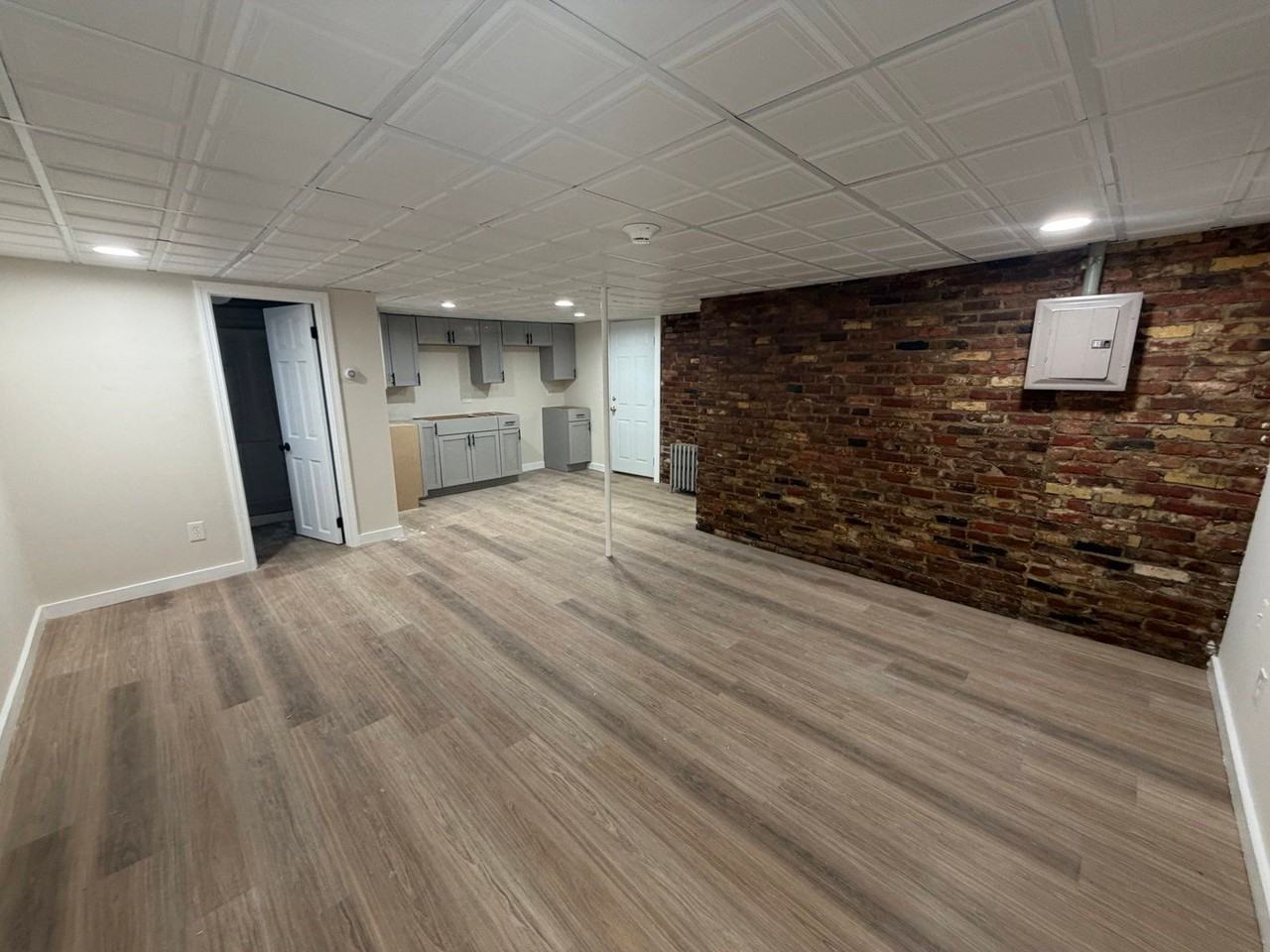 134 South St #1 - Photo 3 of 9