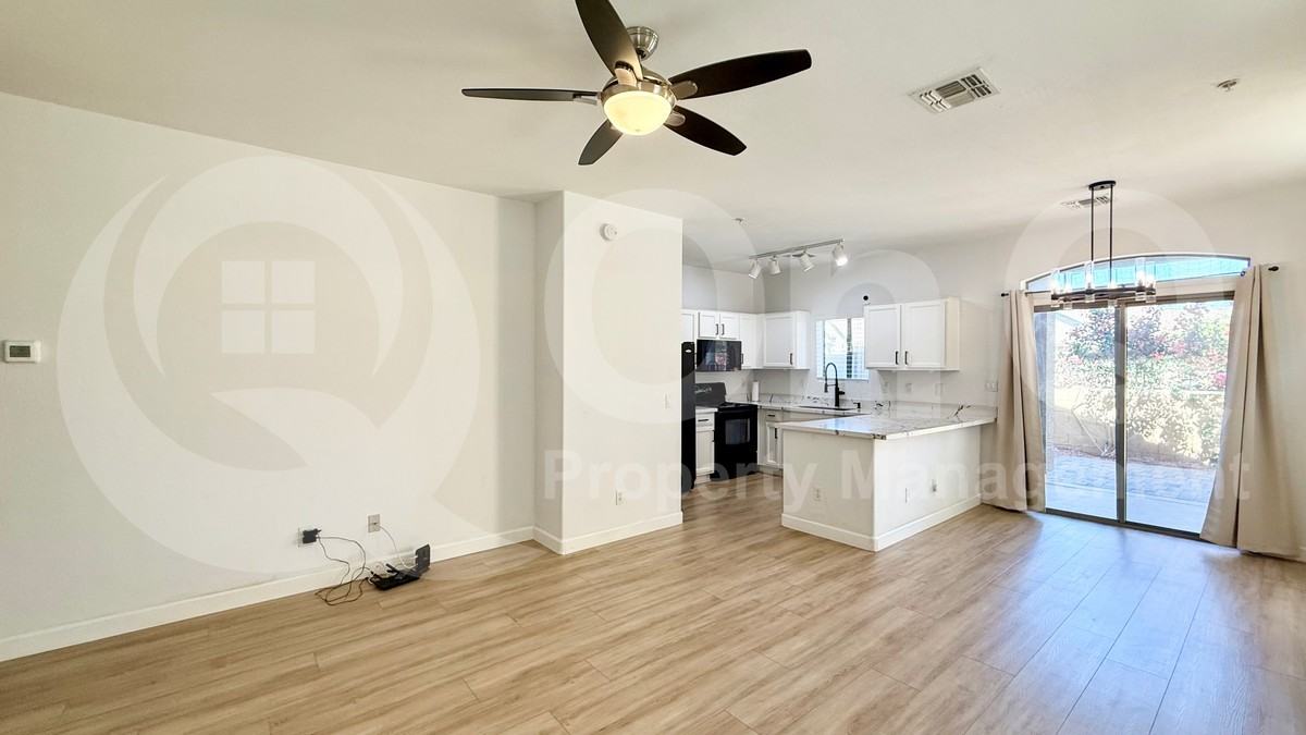 16620 S 48th St #76 - Photo 3 of 19