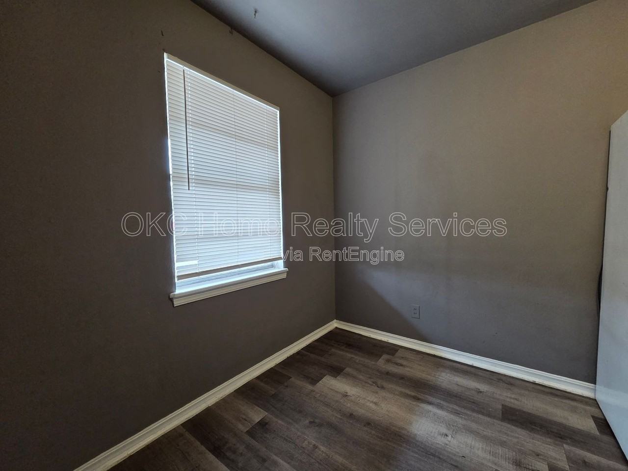 3621 S Shields Blvd #1 - Photo 3 of 9