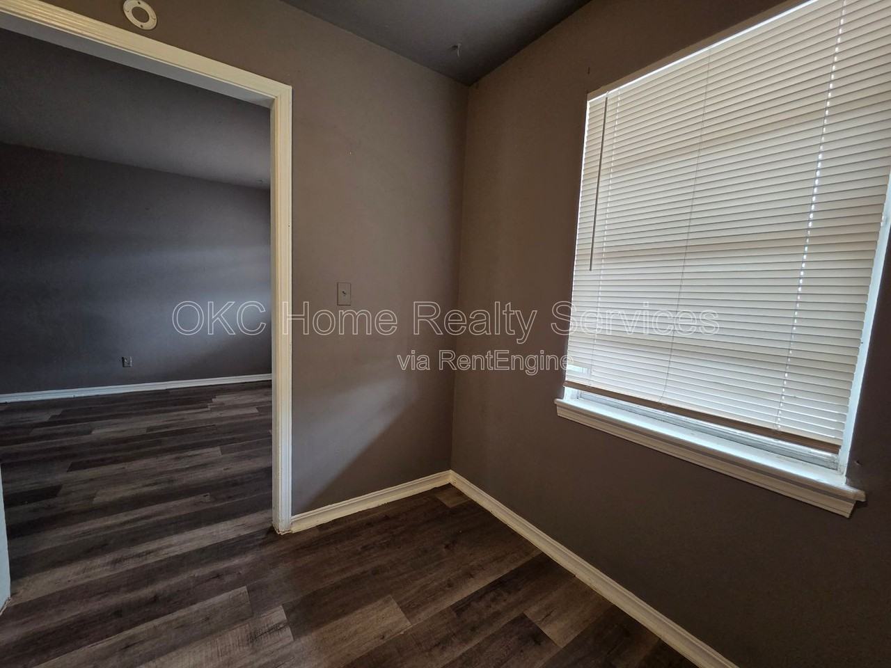 3621 S Shields Blvd #1 - Photo 4 of 9