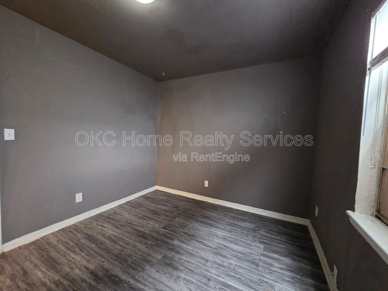 3621 S Shields Blvd #2 - Photo 6 of 8