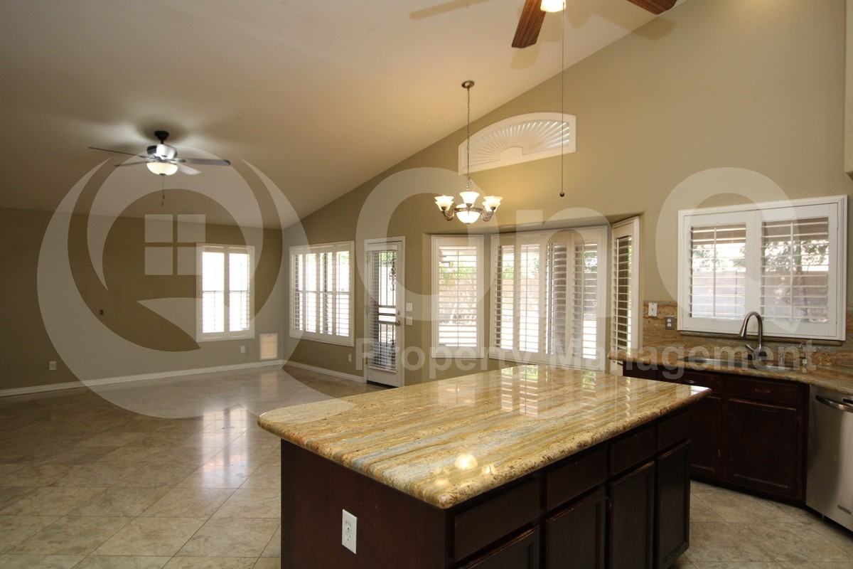 1350 W Stacey Ln - Photo 2 of 21