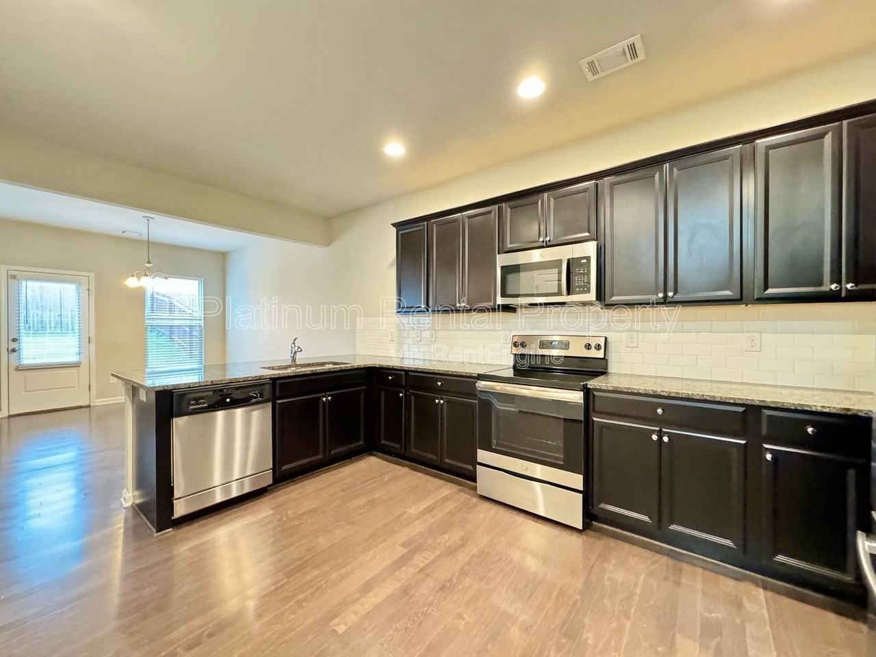 1471 Brushed Ln - Photo 6 of 31