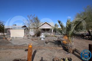 300 W 9th St - Photo 1 of 1