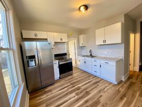 317 Grove St #A - Photo 1 of 1