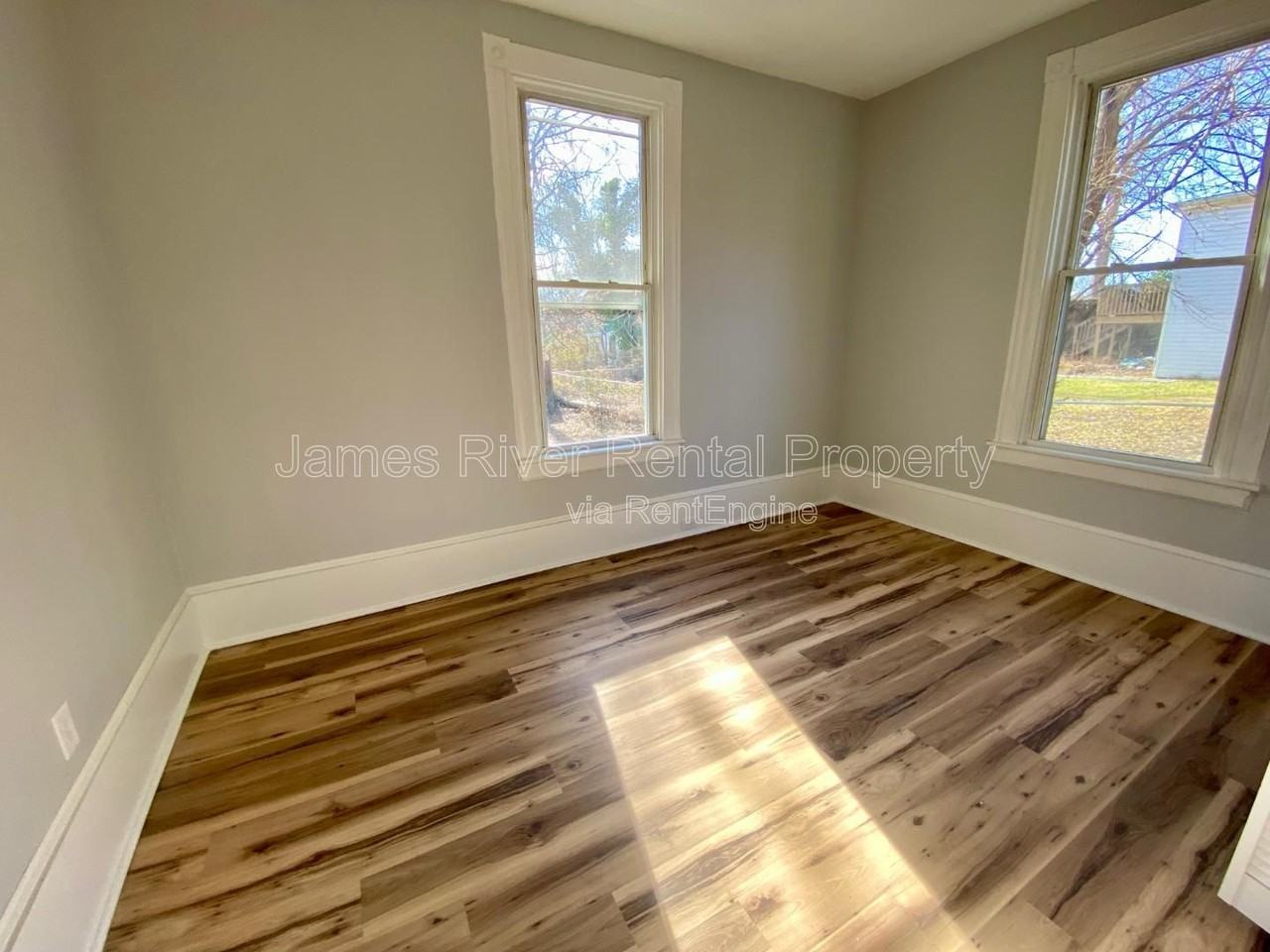 317 Grove St #A - Photo 7 of 10