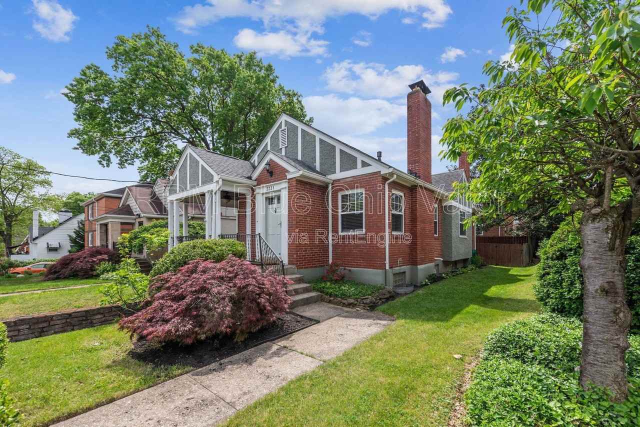 3331 Ameliamont Ave - Photo 5 of 21