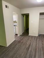 featured image of 1902 Warren Ave #D