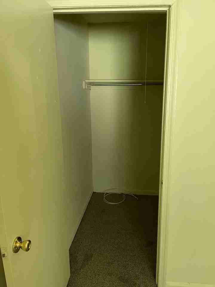 1902 Warren Ave #D - Photo 6 of 7