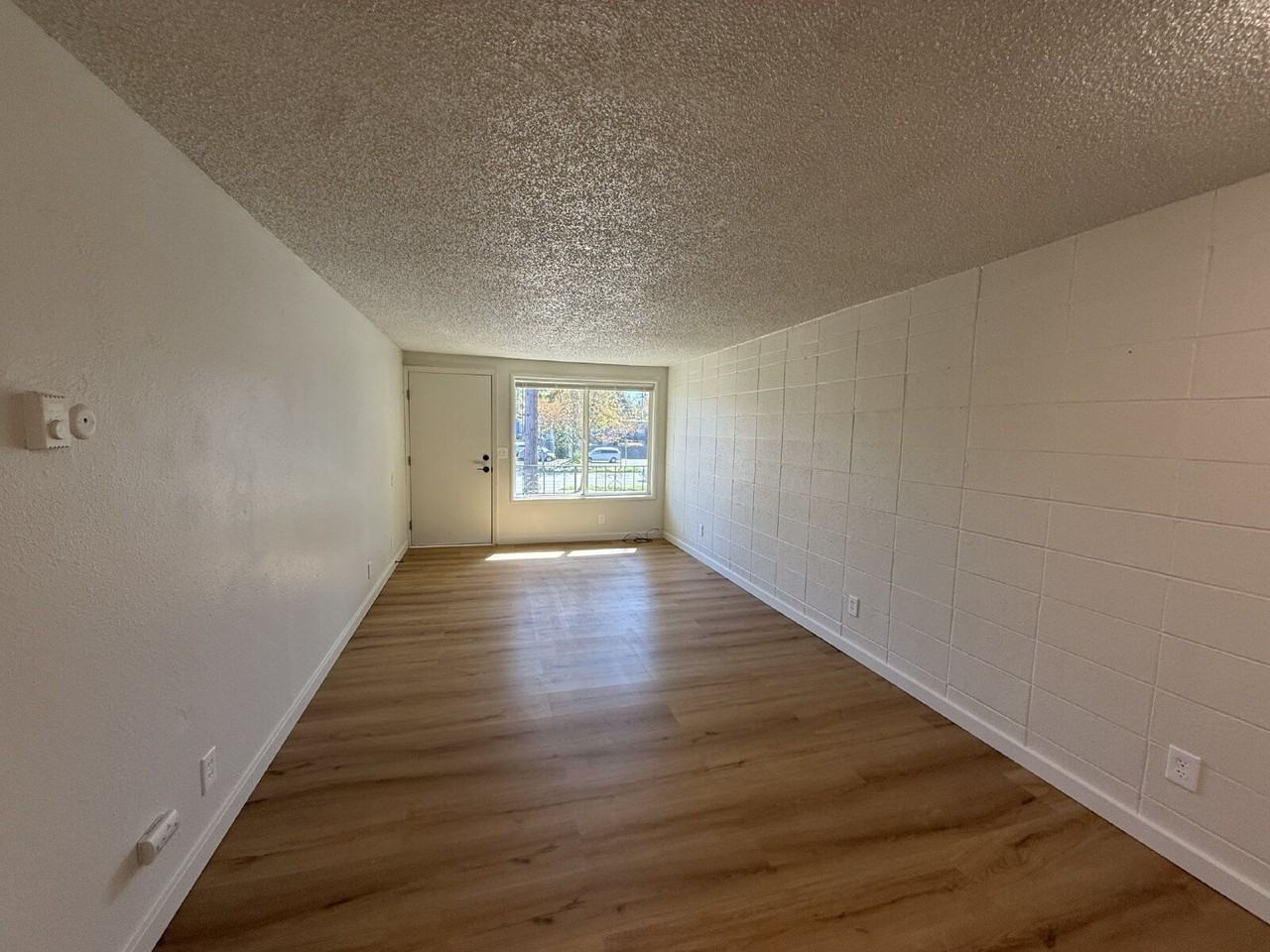 1005 W 7th Ave #5 - Photo 3 of 9