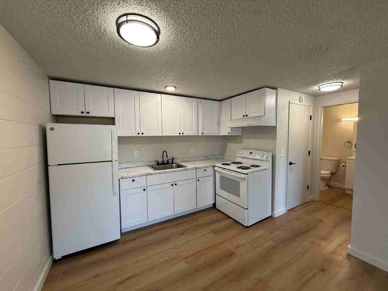 1005 W 7th Ave #5 - Photo 7 of 9