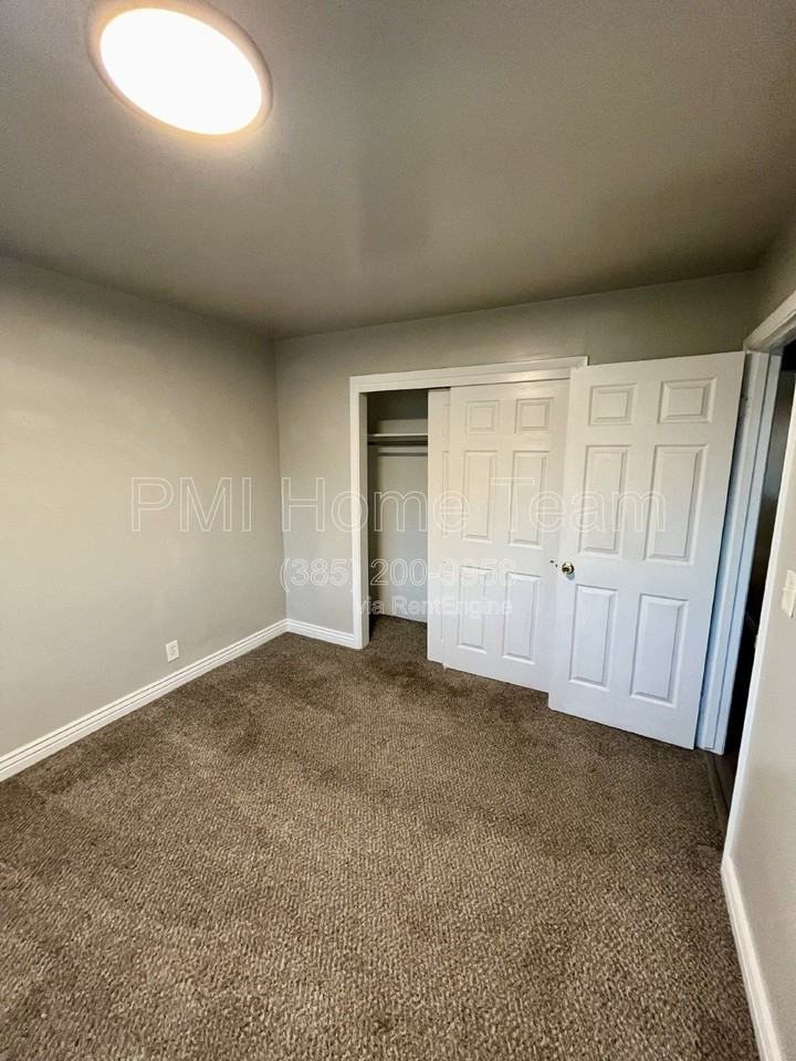 3476 Brinker Ave #1 - Photo 5 of 9