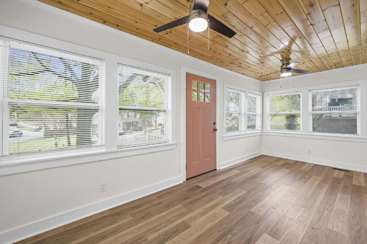 441 Oak Dr - Photo 4 of 31