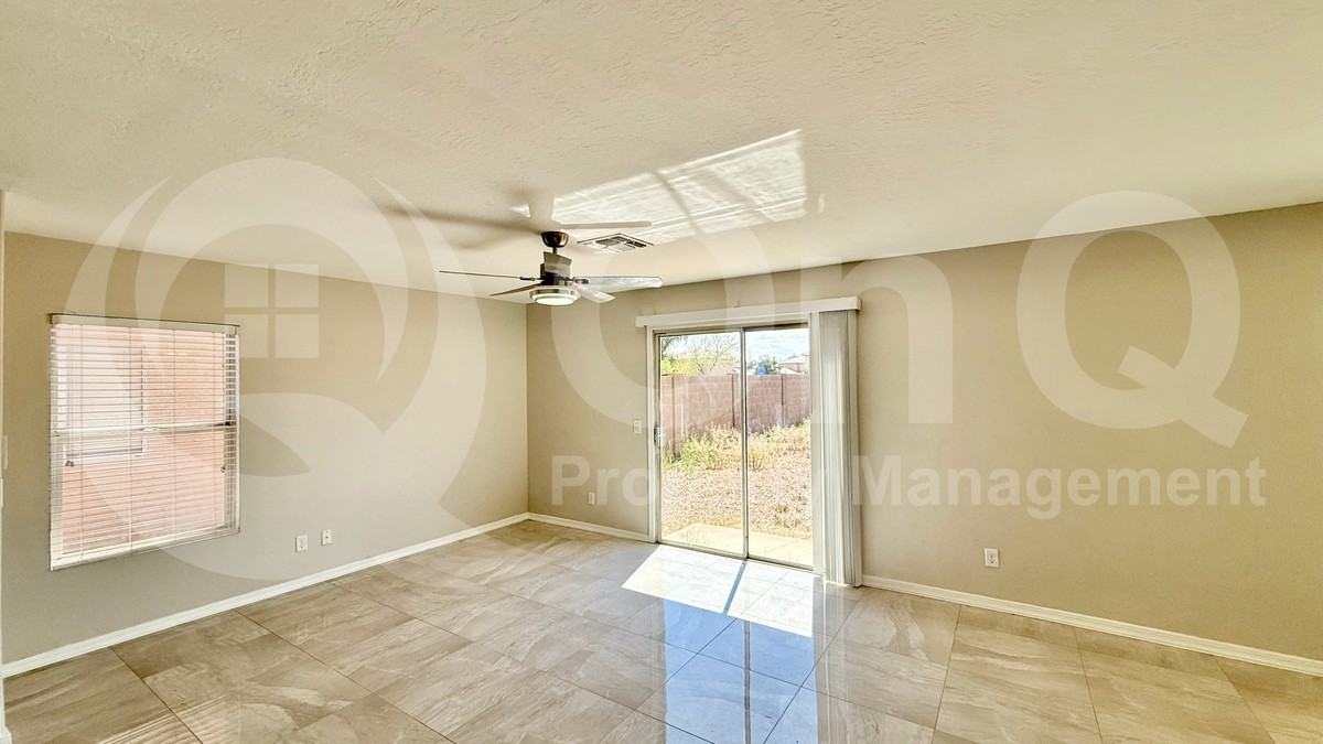 11215 W Heatherbrae Dr - Photo 6 of 23