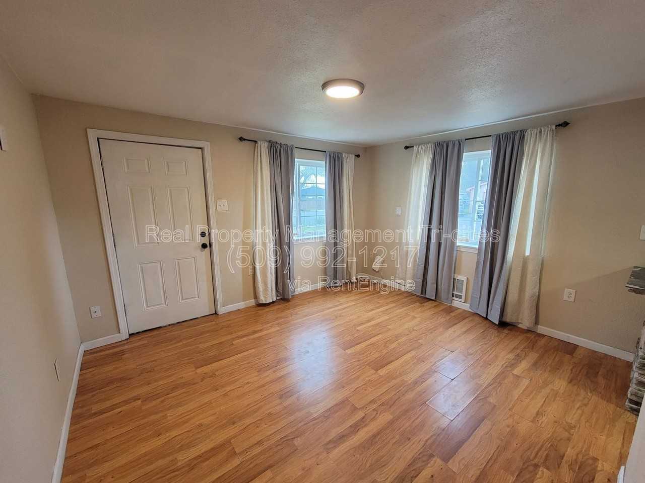 1124 E 7th Ave - Photo 3 of 13