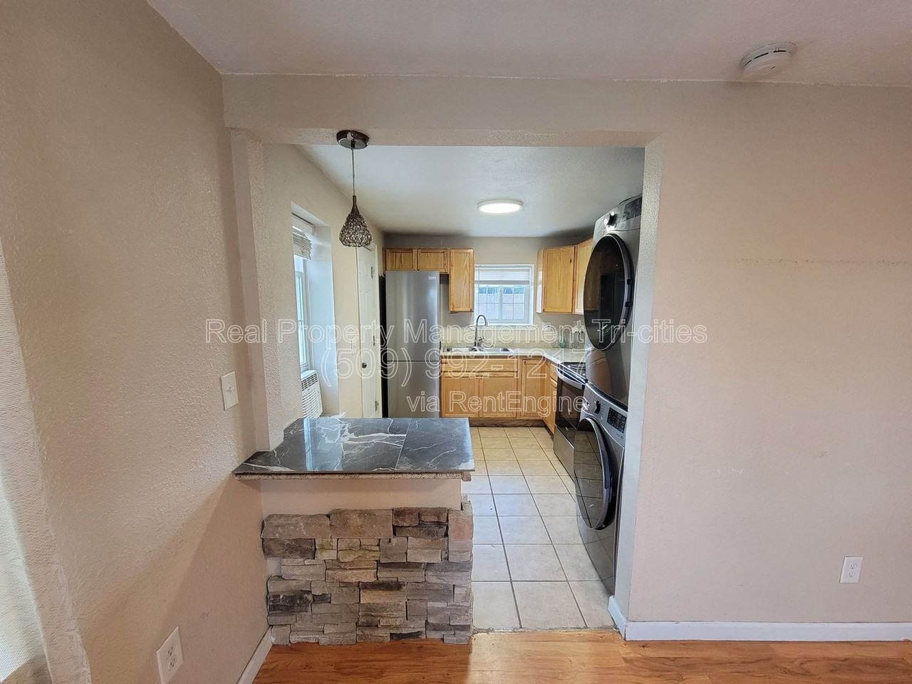 1124 E 7th Ave - Photo 5 of 13