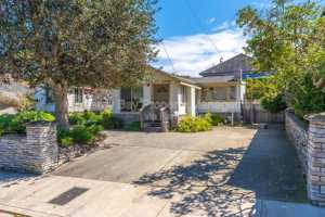 featured image of 227 18th St