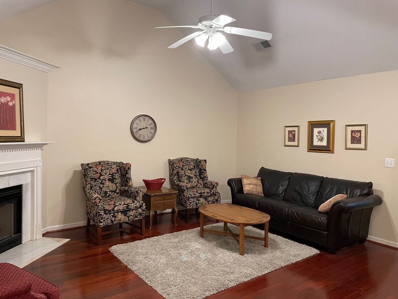 126 Hayesbury Ct - Photo 4 of 15