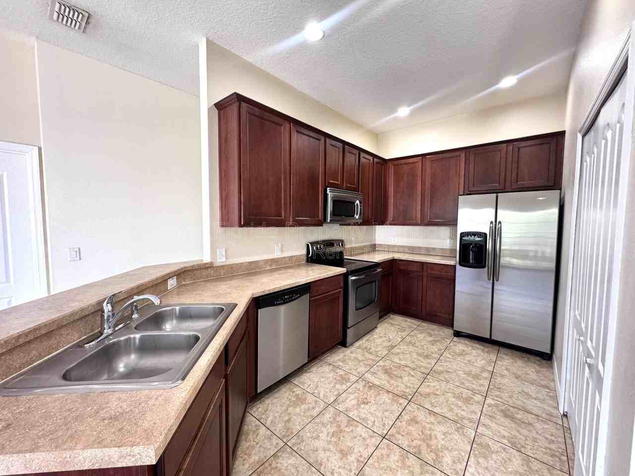 1985 Estancia Cir #A - Photo 6 of 22