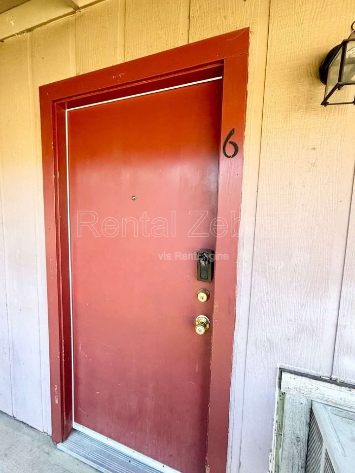 435 W 23rd St #435W23rd - Photo 7 of 7