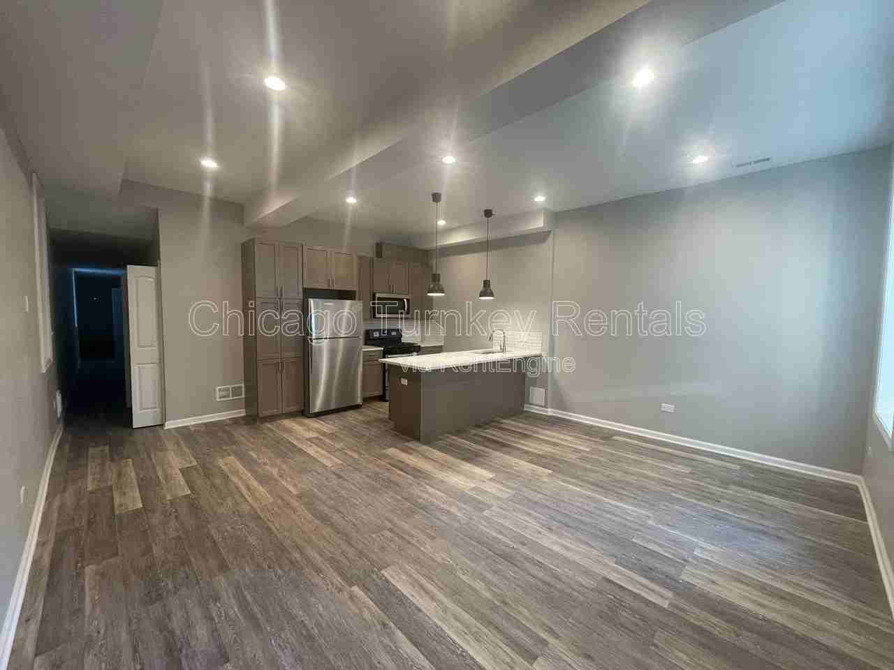 2624 W 24th St #G - Photo 3 of 9