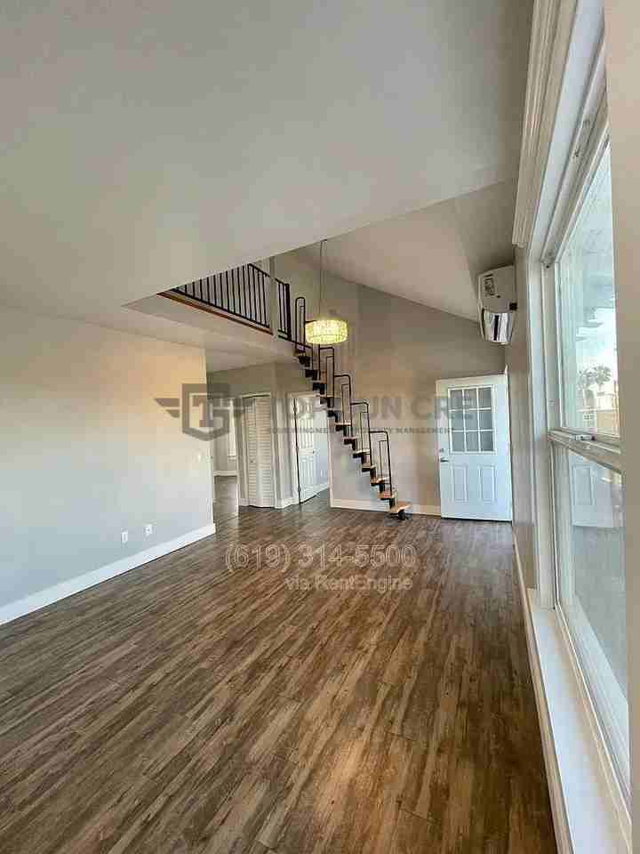 643 S 31st St #4 - Photo 3 of 16