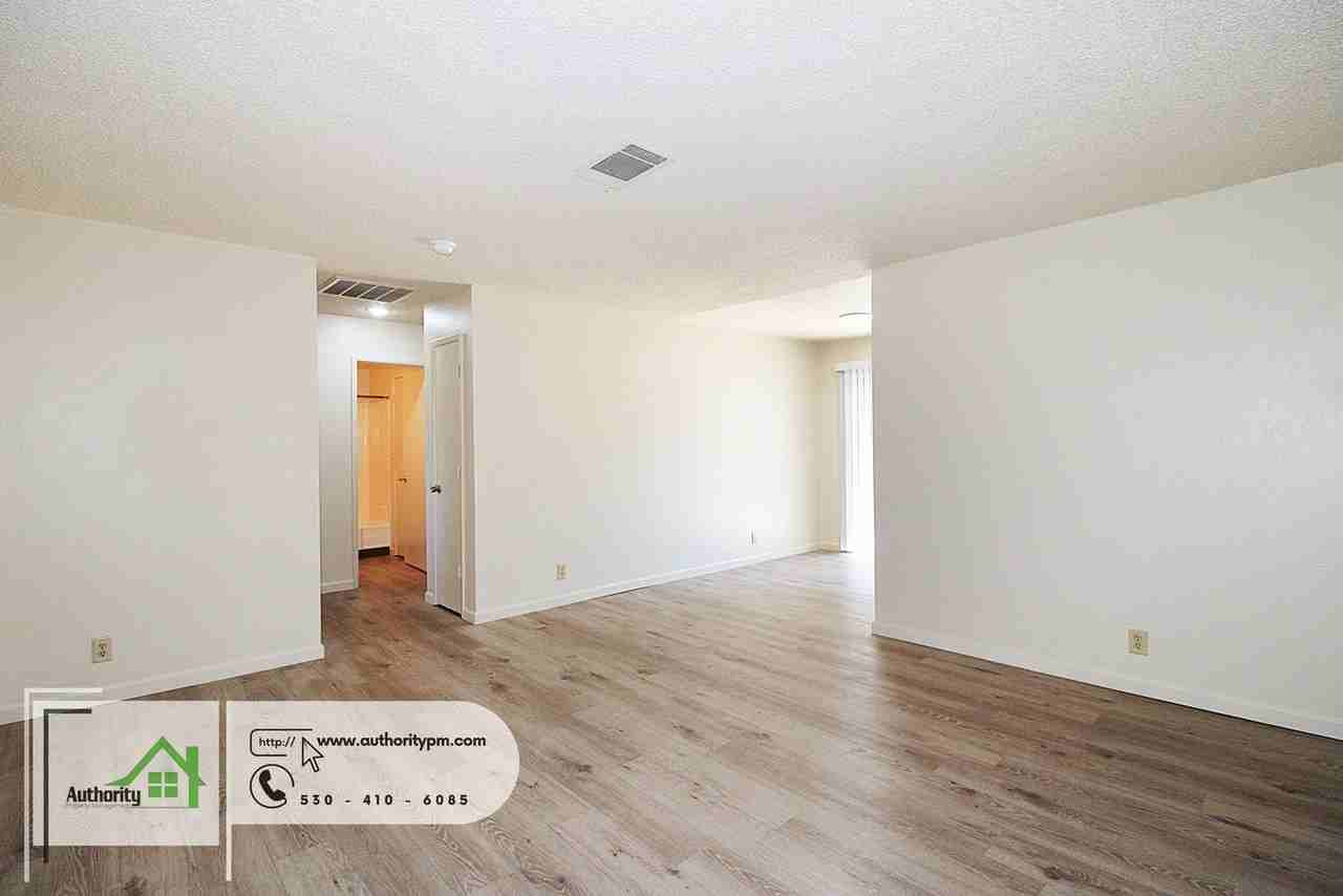 333 Boulder Creek Dr #C4 - Photo 5 of 20