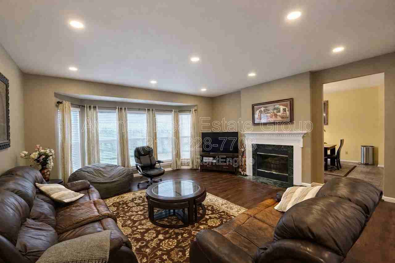 219 Strecker Farms Ct - Photo 6 of 22