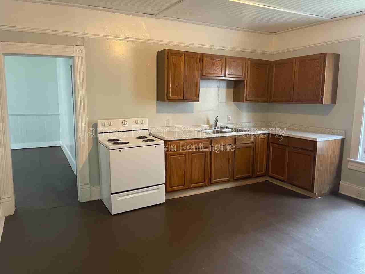 2019 Main St - Photo 2 of 15