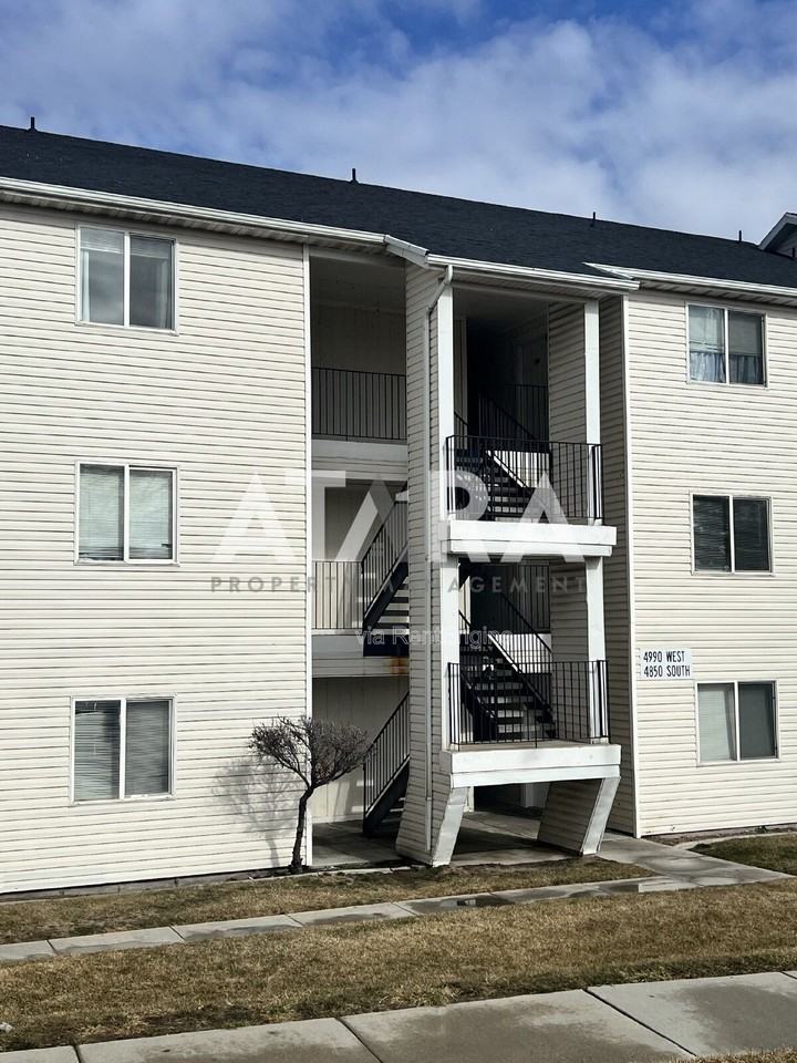 4984 W 4850 S #11-11 - Photo 4 of 5