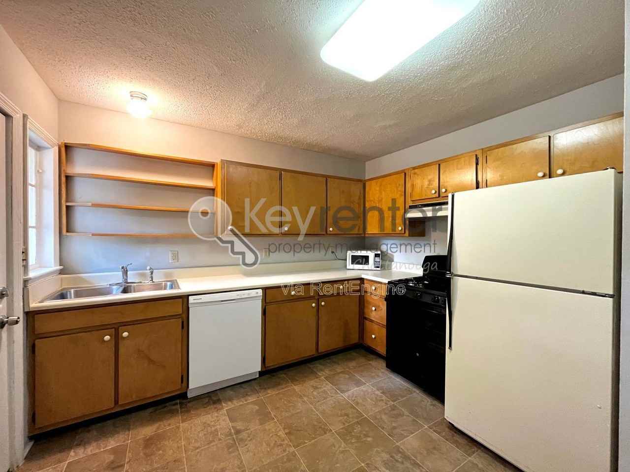 1275 Duane Rd - Photo 5 of 15