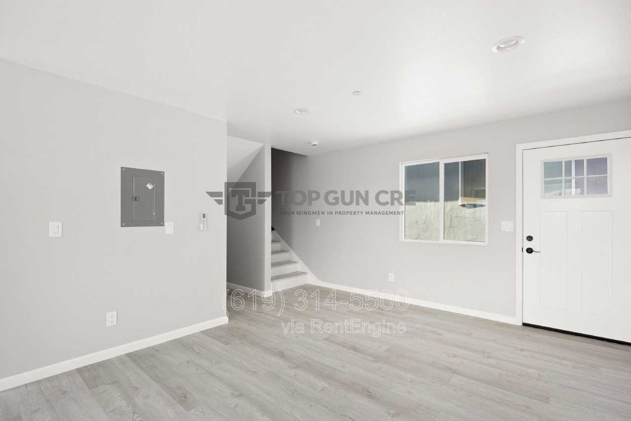 1889 Coolidge St - Photo 2 of 11