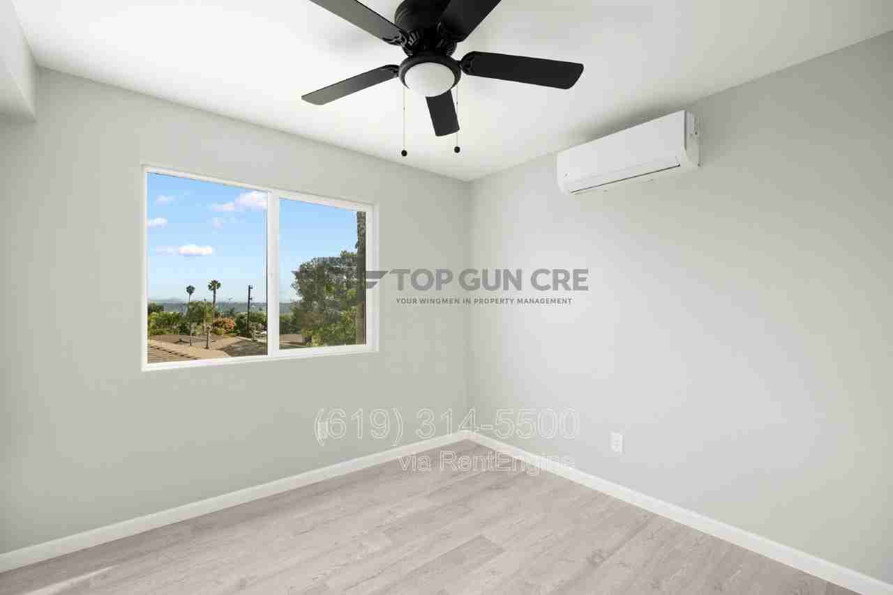 1889 Coolidge St - Photo 3 of 11