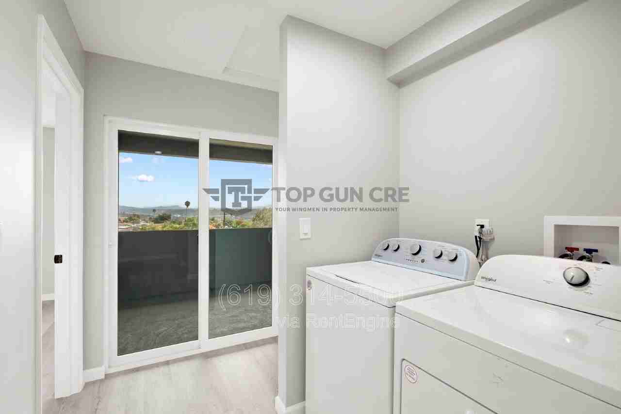 1889 Coolidge St - Photo 5 of 11