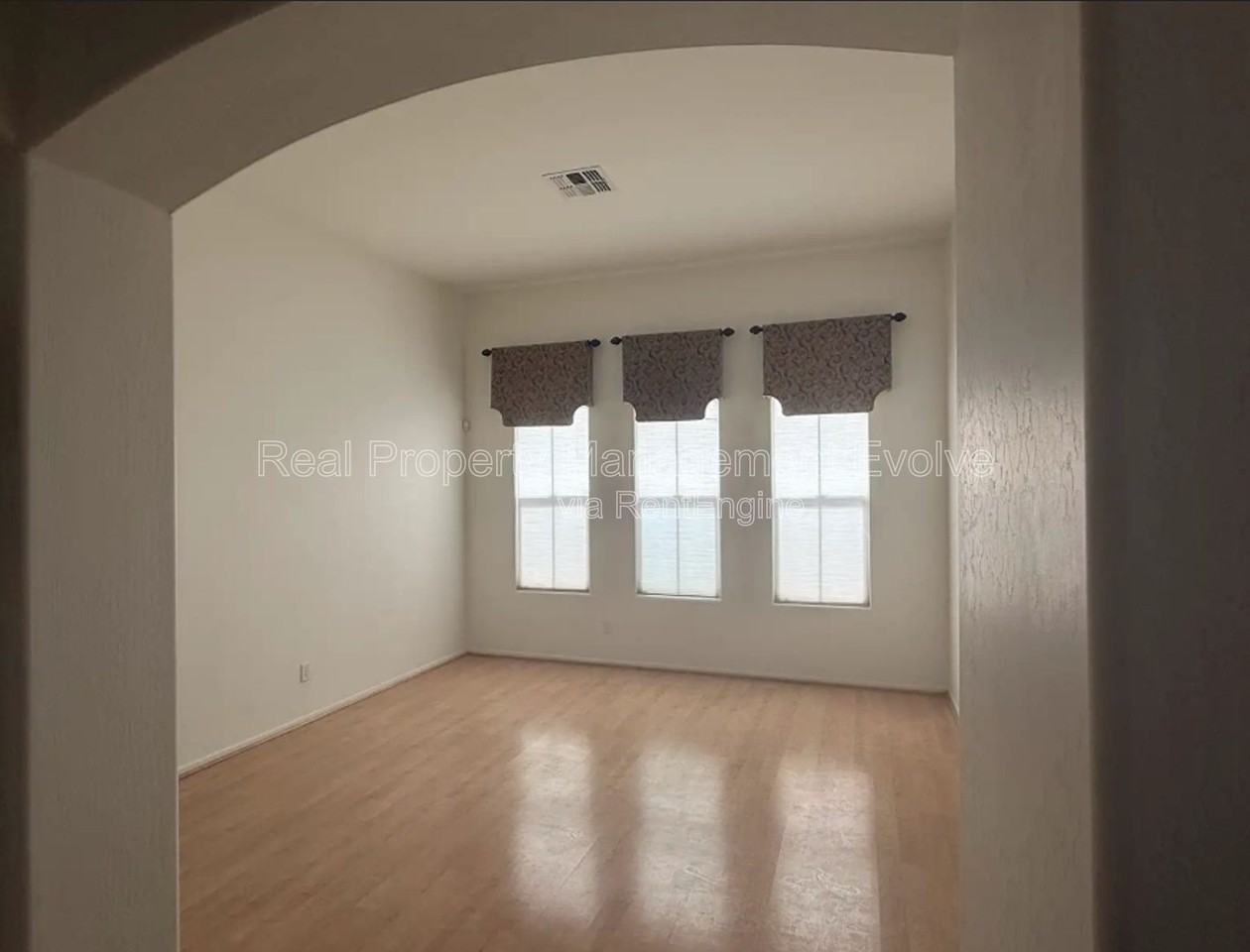 3038 W Trapanotto Rd - Photo 3 of 38