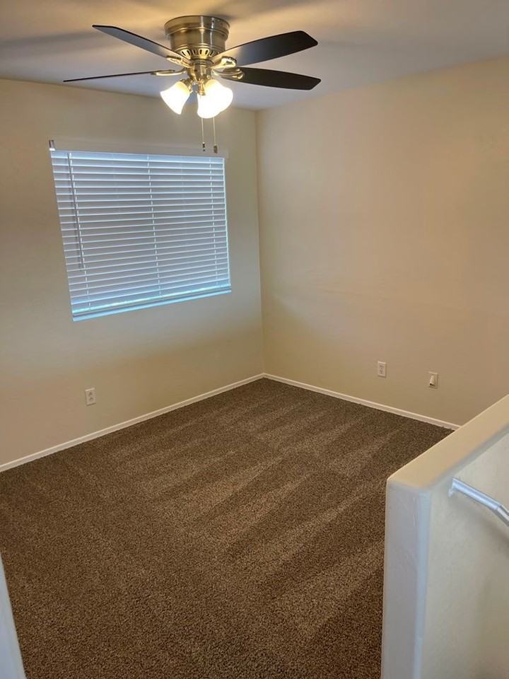 12825 W Cherry Hills Dr - Photo 6 of 15